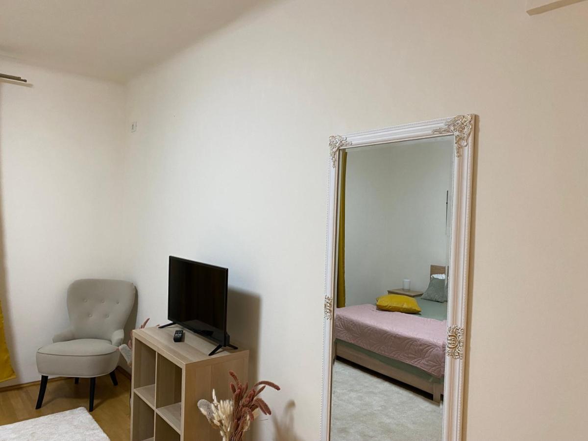 Apartamento Downtown Boutique Garden Unirii