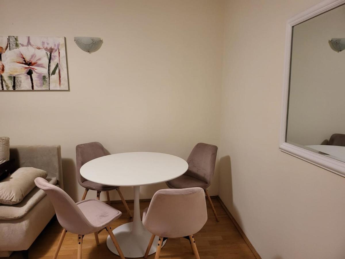 Apartamento Downtown Boutique Garden Unirii Bucarest