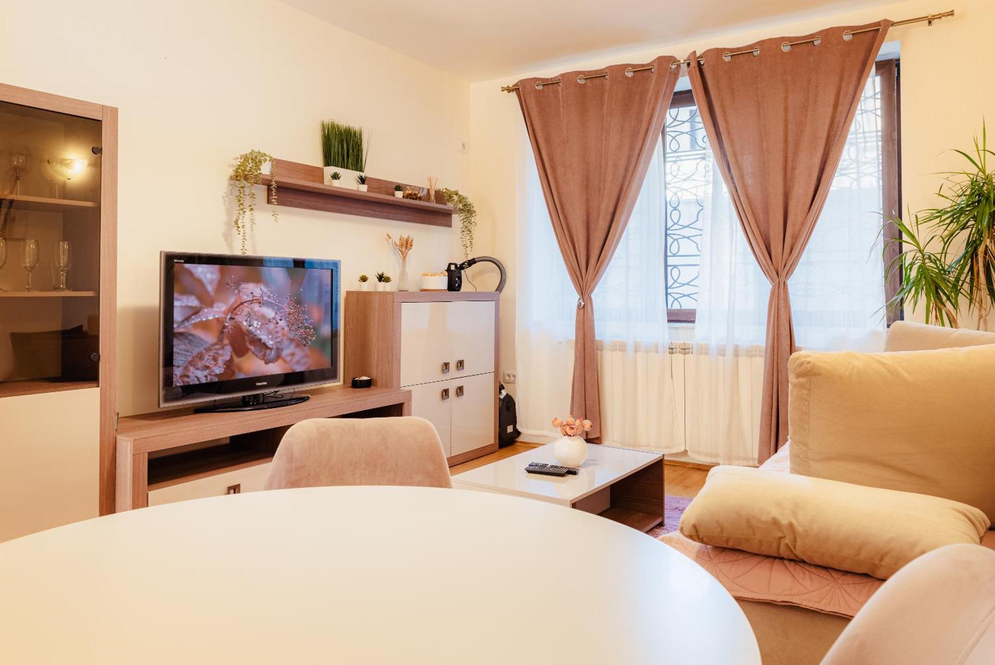 Apartamento Downtown Boutique Garden Unirii Bucarest